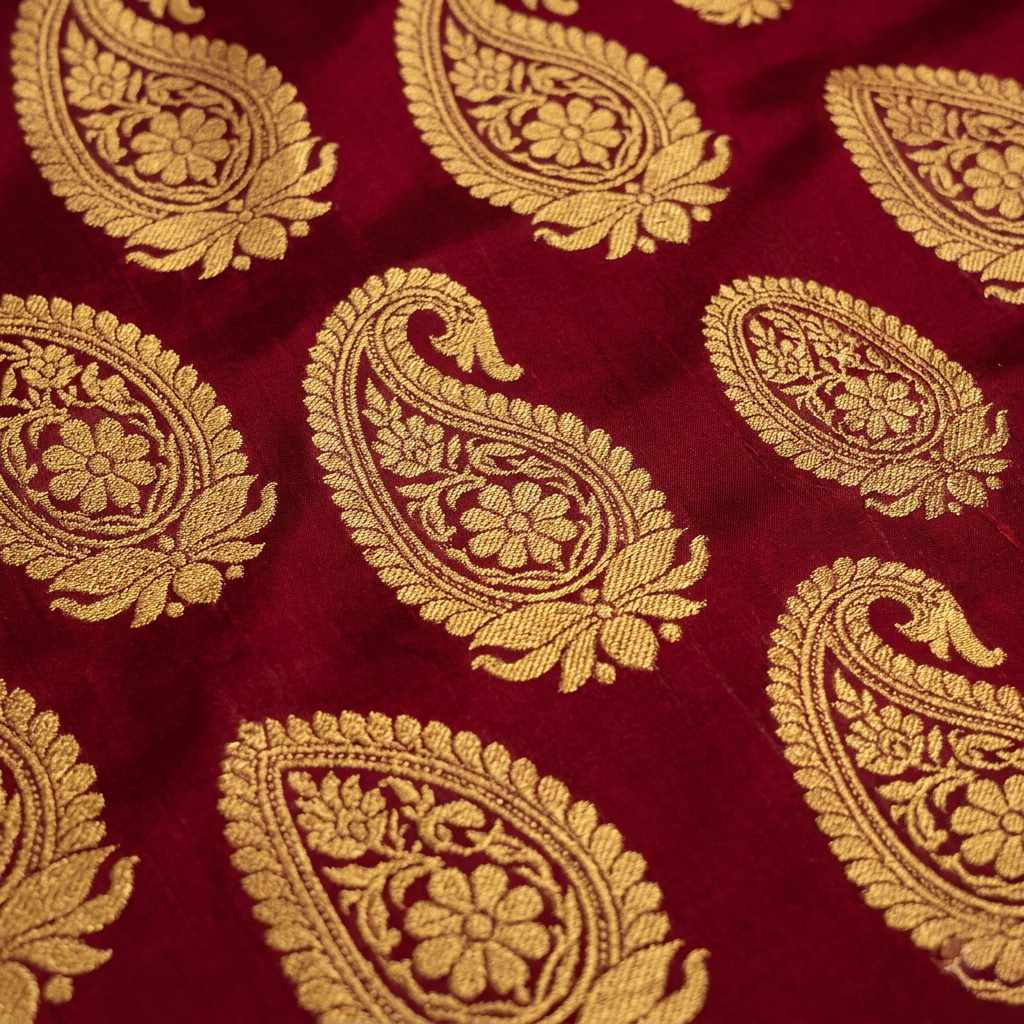 Maanga Magic: The Mango Motif's Sacred Legacy in Kanchipuram Silks