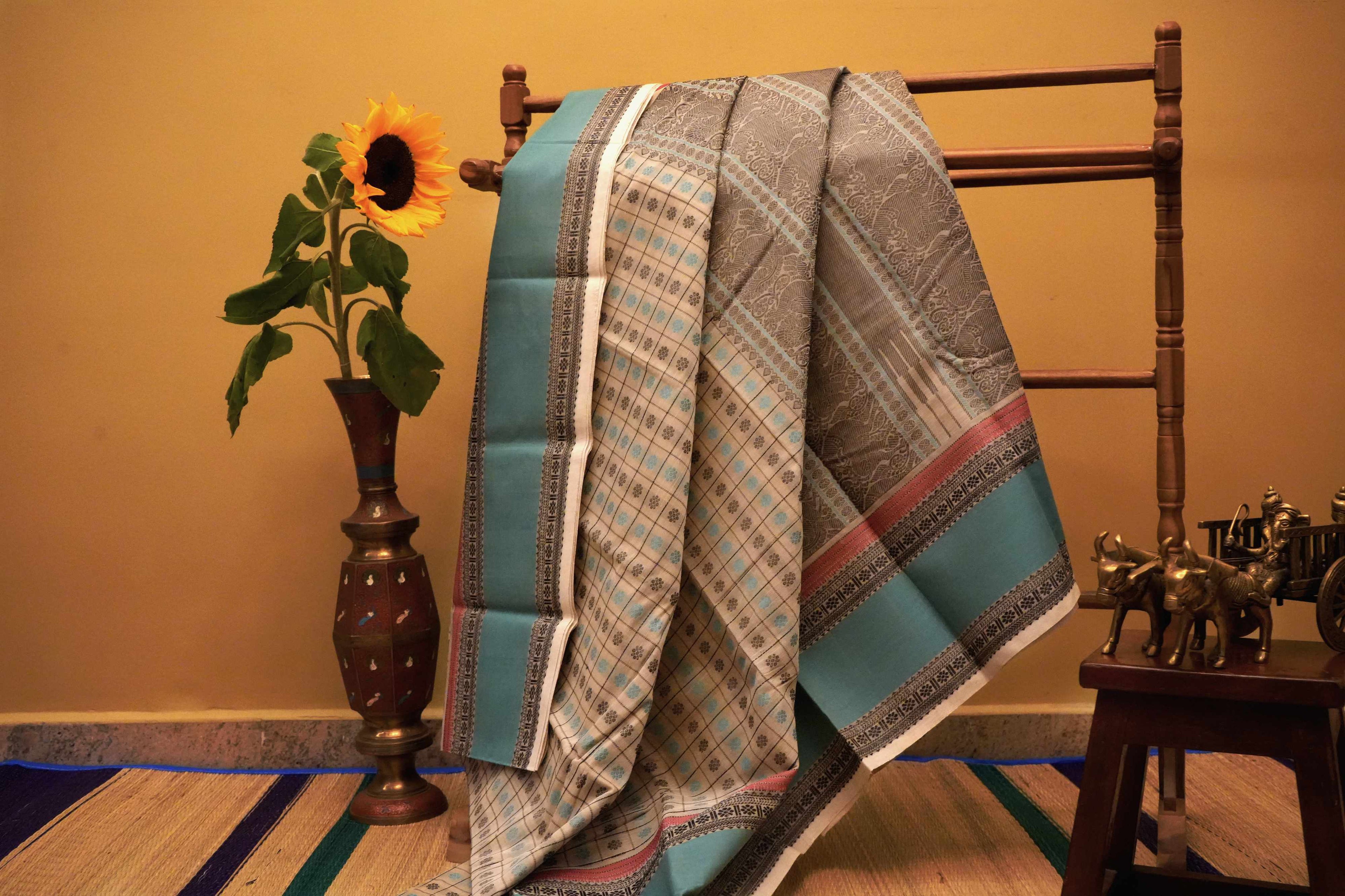Haritābha Ksheera Plaid