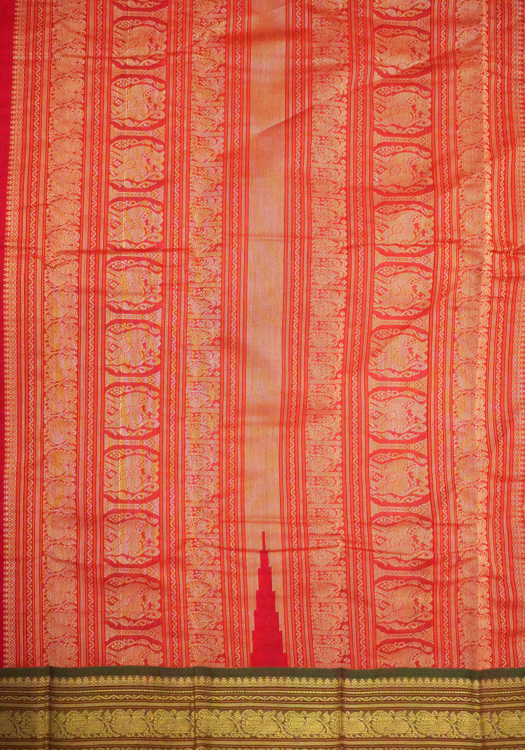 Raktakusuma Mayūrakāri